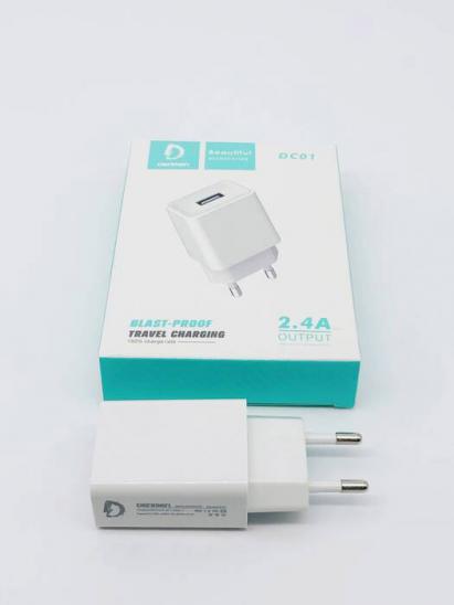 СЗУ USB Denmen DC01V 1Port 2,4A +microUSB